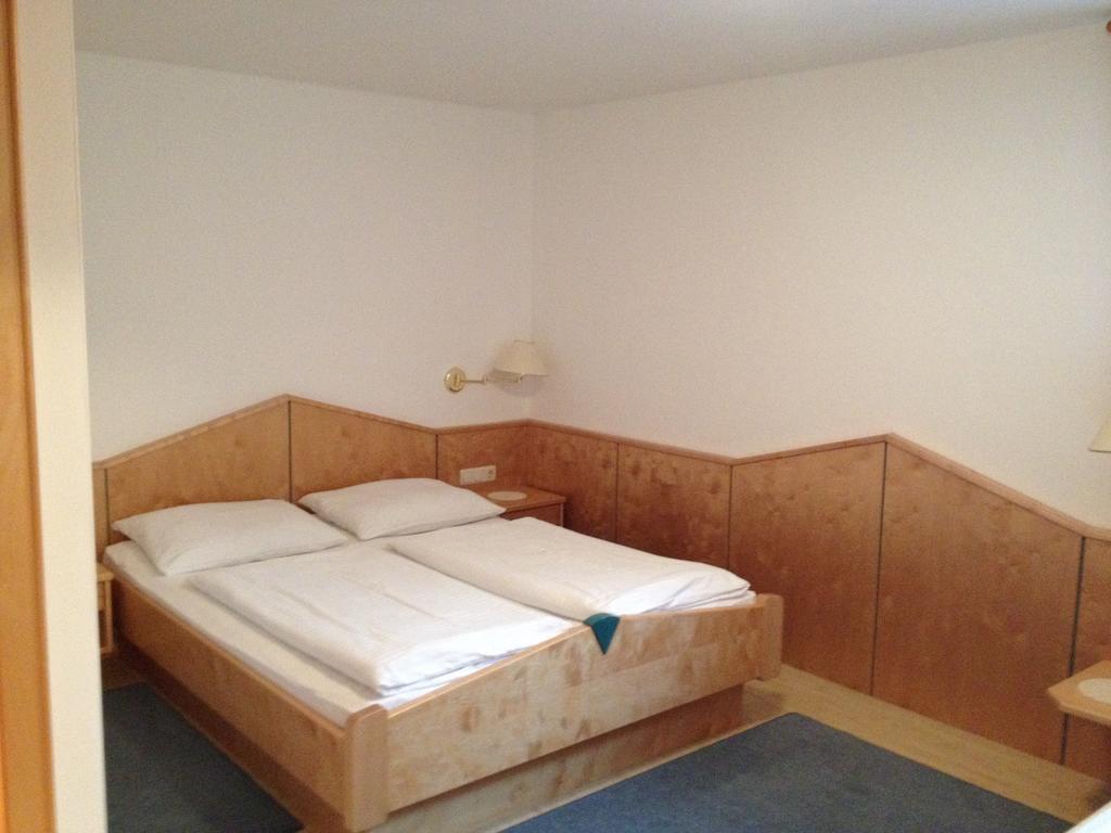 Apartpension Kappacher Kaprun Zimmer foto